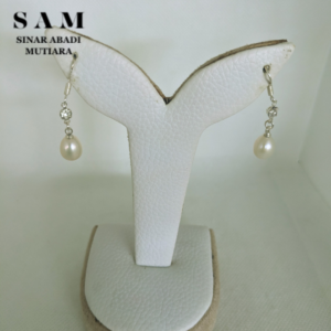 anting mutiara air tawar AAT01